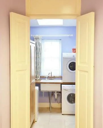 Silver Crescent House & Apts Vacation City Ireland Galway
