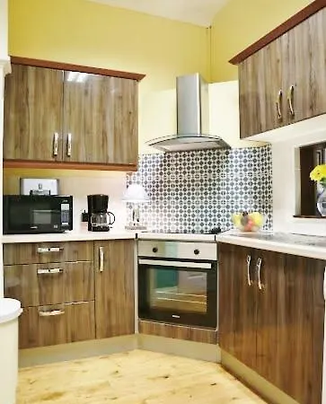 Silver Crescent House & Apts Vacation City Ireland Apartment