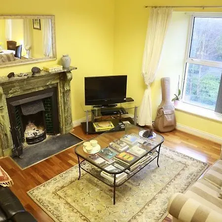Silver Crescent House & Apts Vacation City Ireland Apartment
