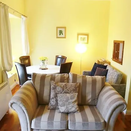 Silver Crescent House & Apts Vacation City Ireland Apartment