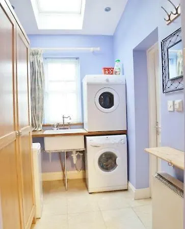 Apartment Silver Crescent House & Apts Vacation City Ireland Galway